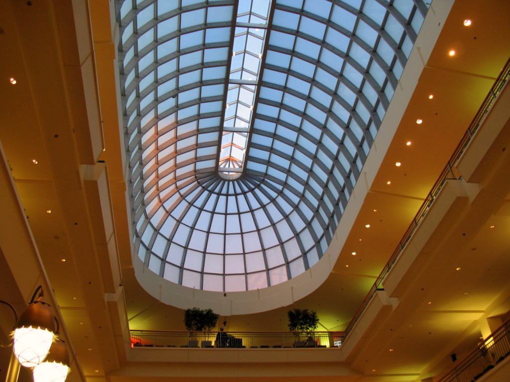 Looking up at the ceiling at the Mall Of America, just outside the Macy's store.