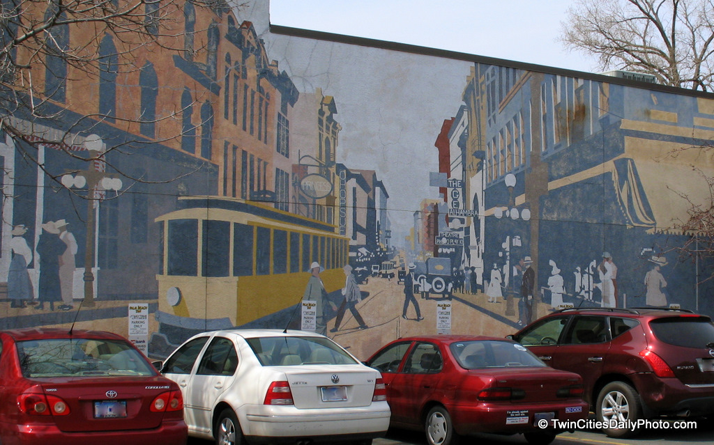 A mural on the side of one of the buildings that runs along Grand Avenue in St Paul.
